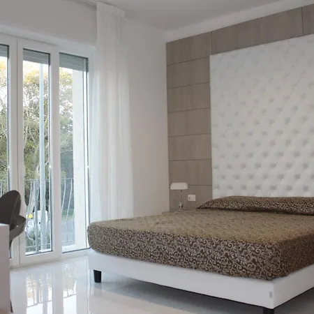 Bed and Breakfast La Terrazza Sul Mare Οτράντο